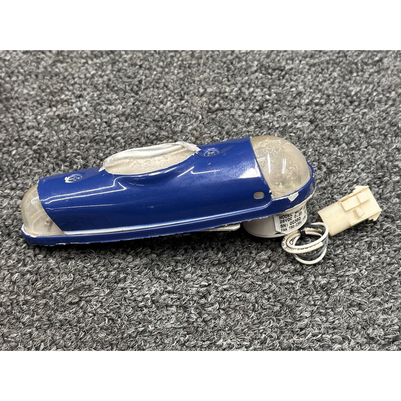 01-0790340-05 Whelen 9034005 Wing Tip Strobe Anti-Collision Light RH (No Light)