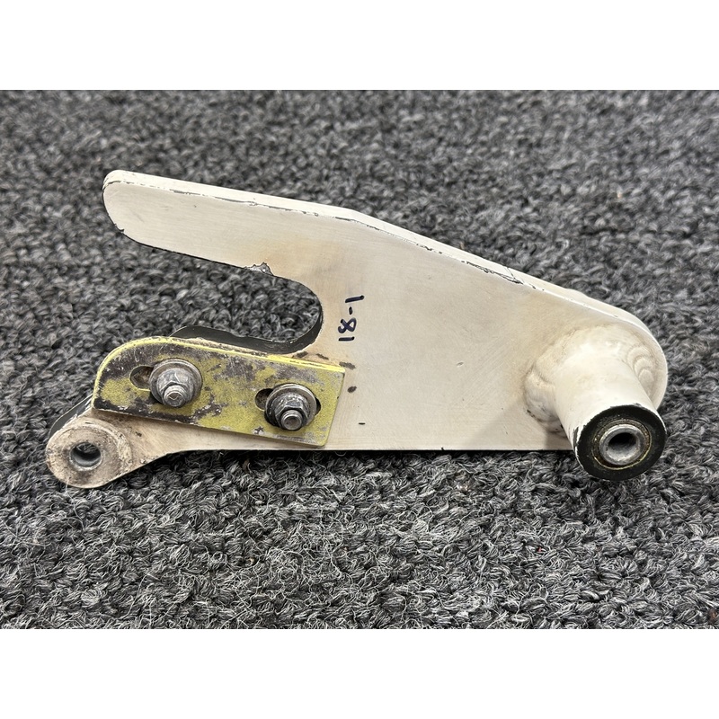 101-810018-1 Beechcraft B200 Main Gear Door Actuator Cam Assembly
