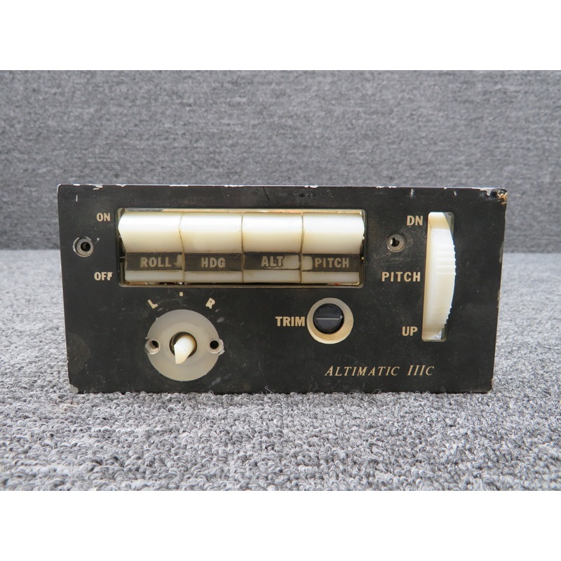 1D720 Edo-Aire Autopilot Command Console (Missing Knob Cover and Face Screws)