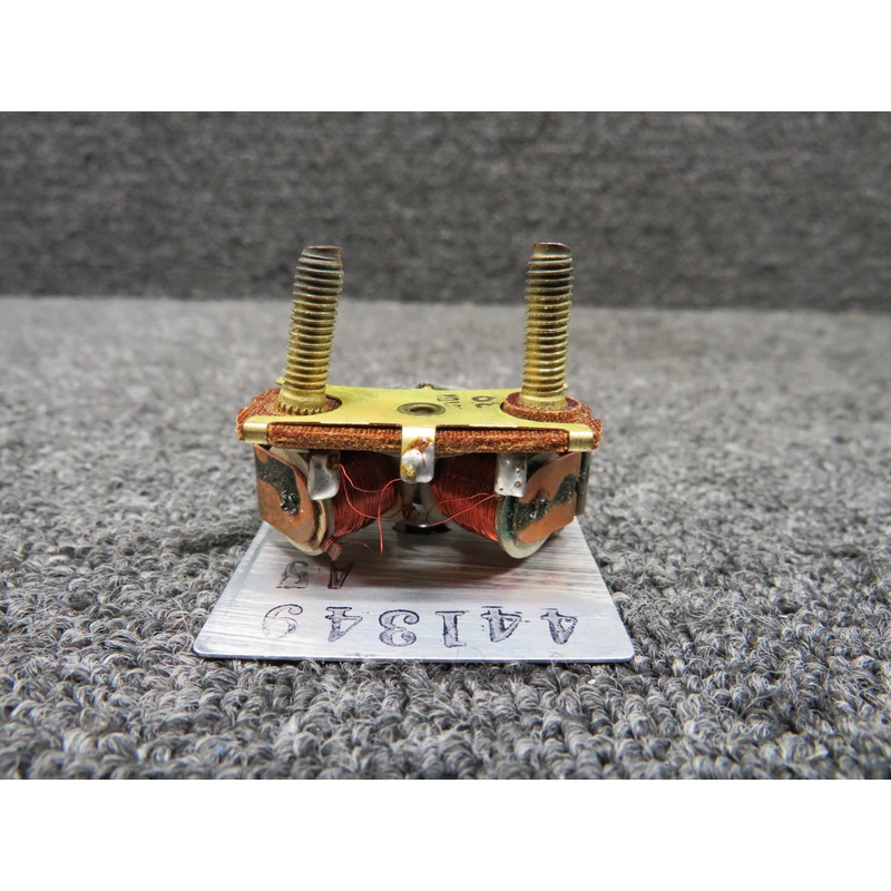 819477 Stewart Warner Right Main Fuel Quantity Indicator