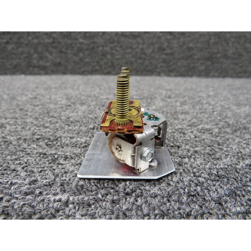 826567 Stewart-Warner Cylinder Head Temperature Indicator (Worn Face)