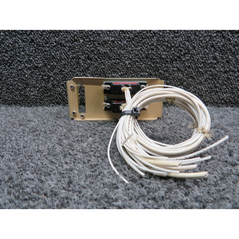 065-0033-00 King Radio KC-290 Mode Controller Assembly (Volts: 14-28) (Cracked)