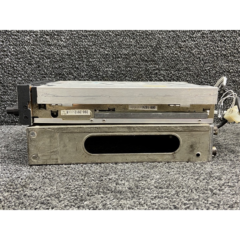 069-1024-00 King Radio KX-155 VHF Communication Navigation Radio w Tray (Core)