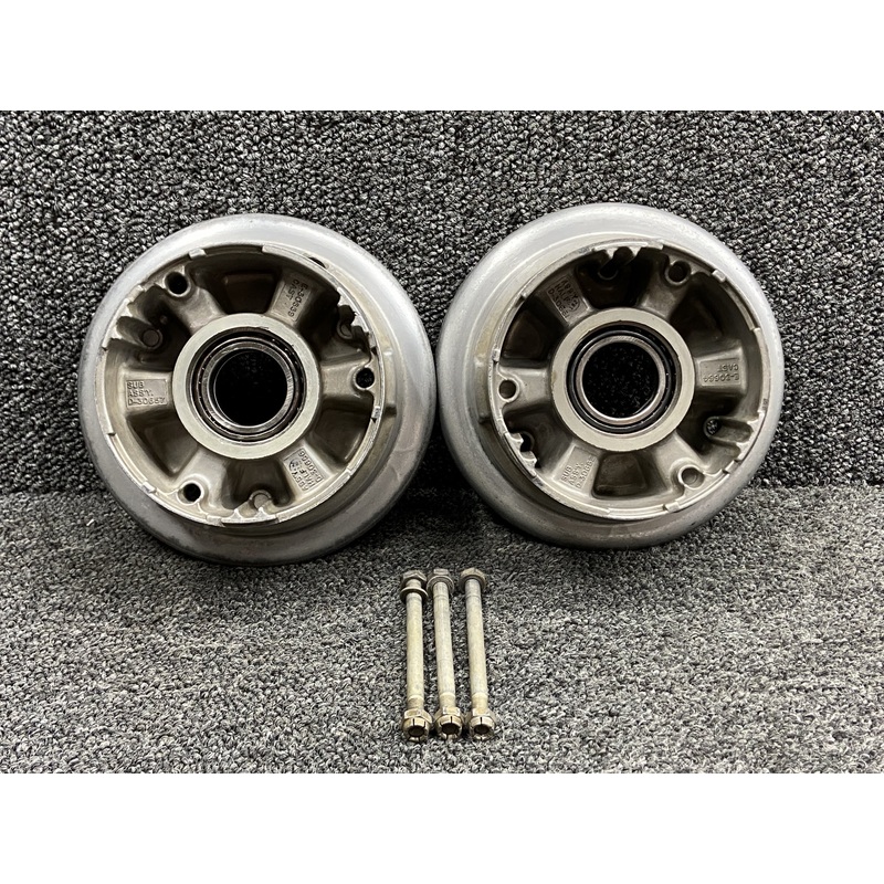 D-30660-3 (Alt: C163006-0103) McCauley Main Wheel Assembly 6.00-6