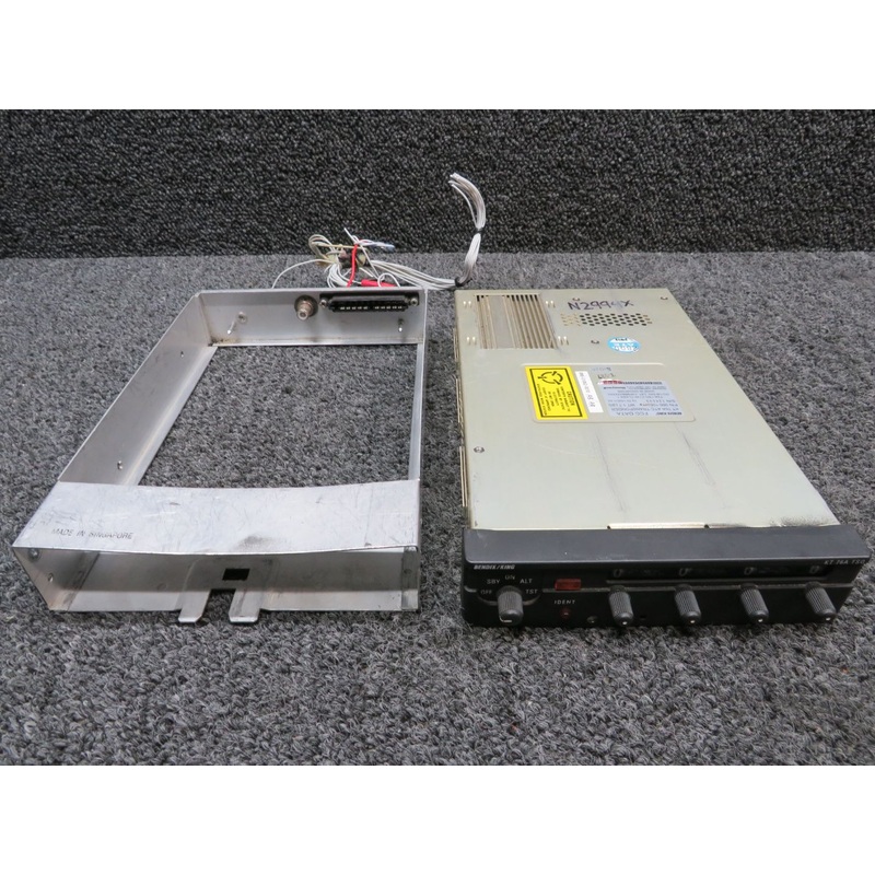 066-1062-10 Bendix King KT-76A ATC Transponder with Tray and Mods (Volts: 14)
