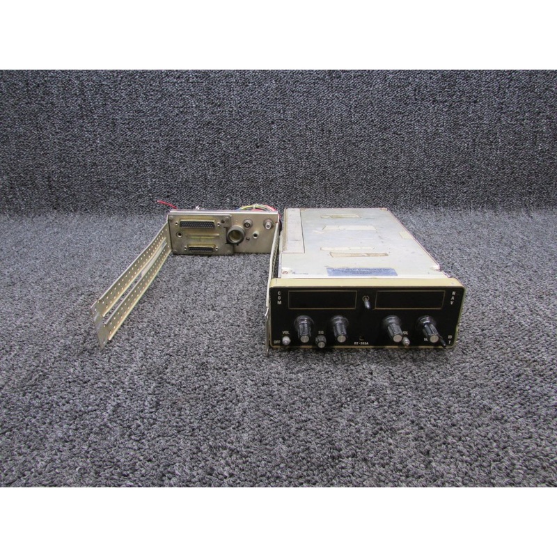46660-1100 ARC RT-385A Nav-Com Radio with Tray, Black Face Plate (28V, Core)