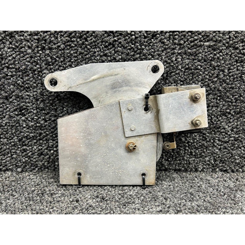 MS25026-1, 95-50002-27 Beech E-55 Heater Switch with Plate and Bellcrank