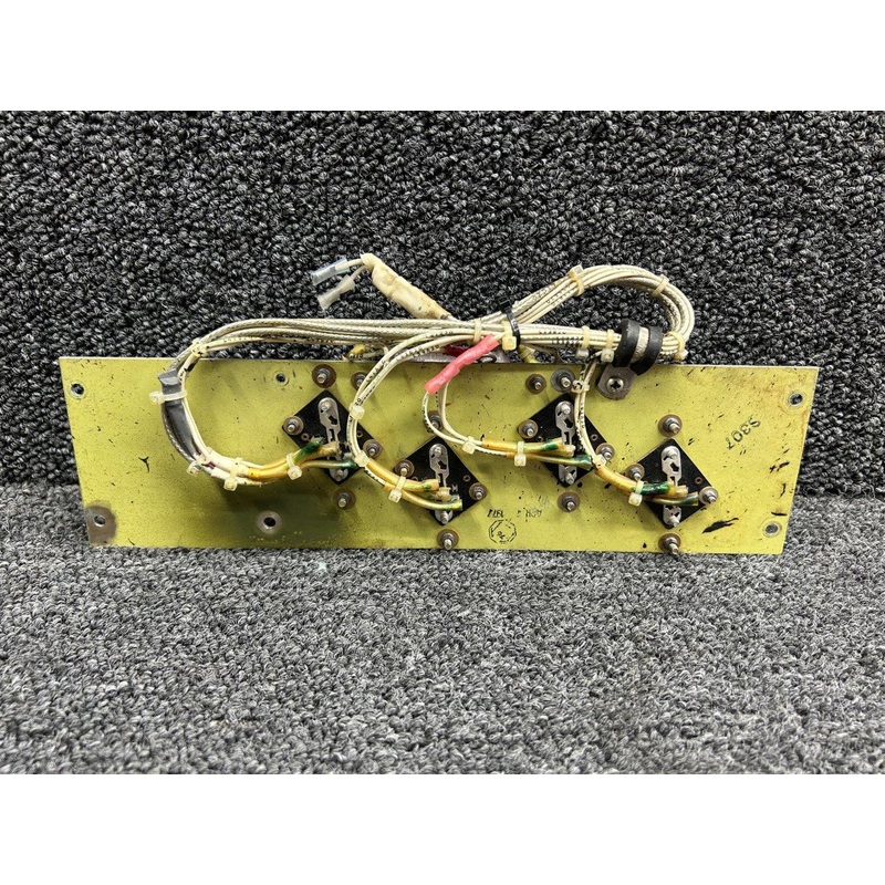 002-364042-23, 2N3055 Beechcraft E-55 Light Dimmer with Transistors and Coolers