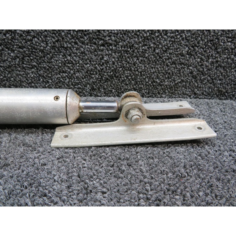 100-430060-1 Beechcraft KA-200 Cabin Door Damper with Brackets