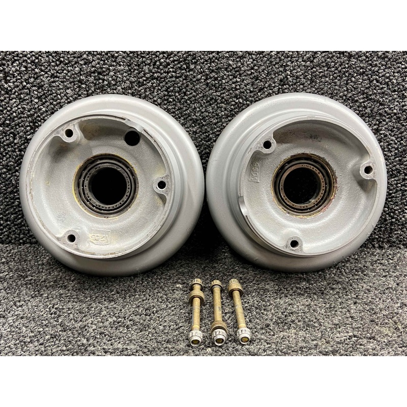 40-77H Cleveland 5.00-5 Nose Wheel Assembly