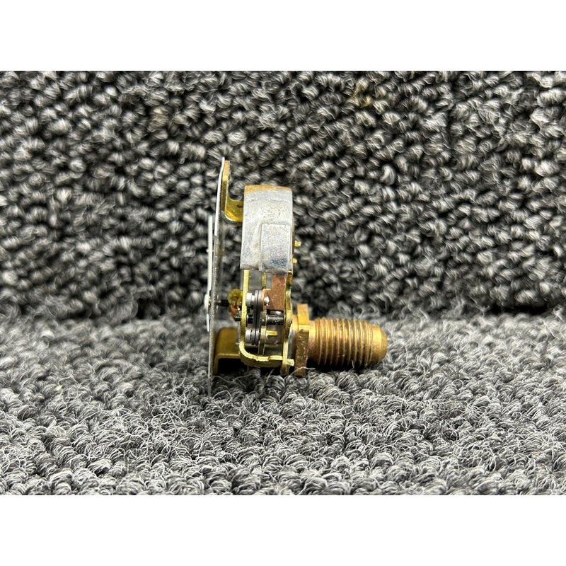 444647P Stewart-Warner Fuel Pressure Gauge (New Old Stock)