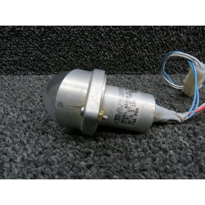 01-0770024-02 Whelen A500A-H-14 Tail Strobe Beacon Assembly (Volts: 14)