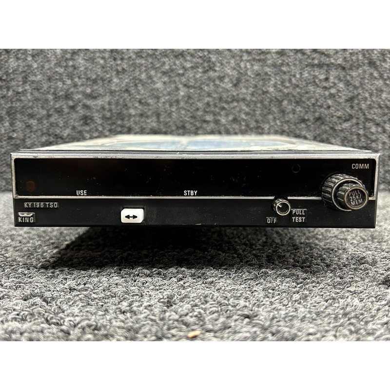 064-1019-05 King Radio KY-196 VHF Communication Transceiver with Tray (28V)