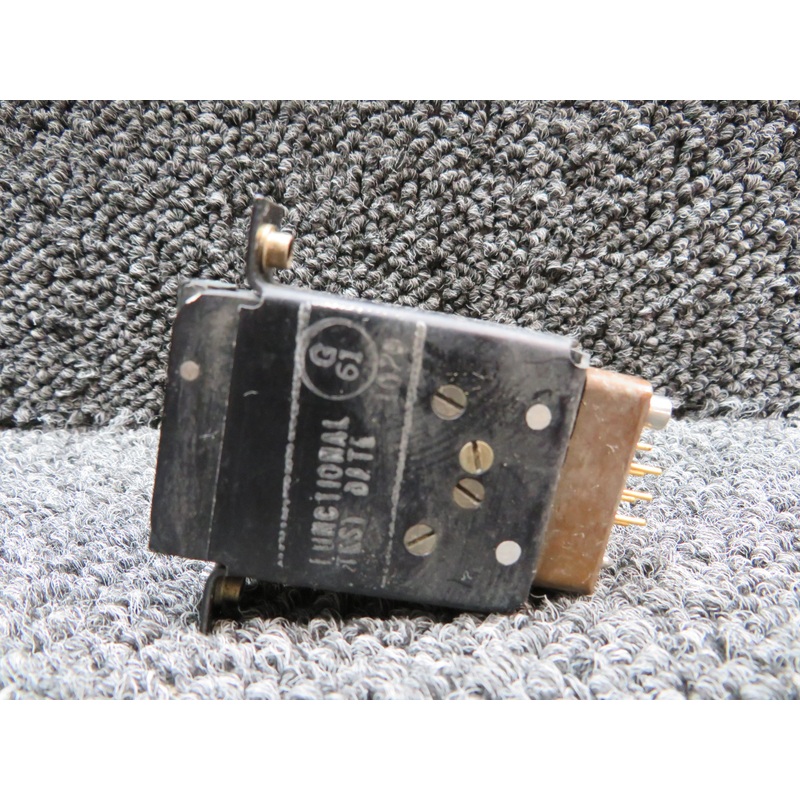 65-0879-5 Rev. D (Alt: 22-375-010-005) Grimes Light Assembly (Volts:28)