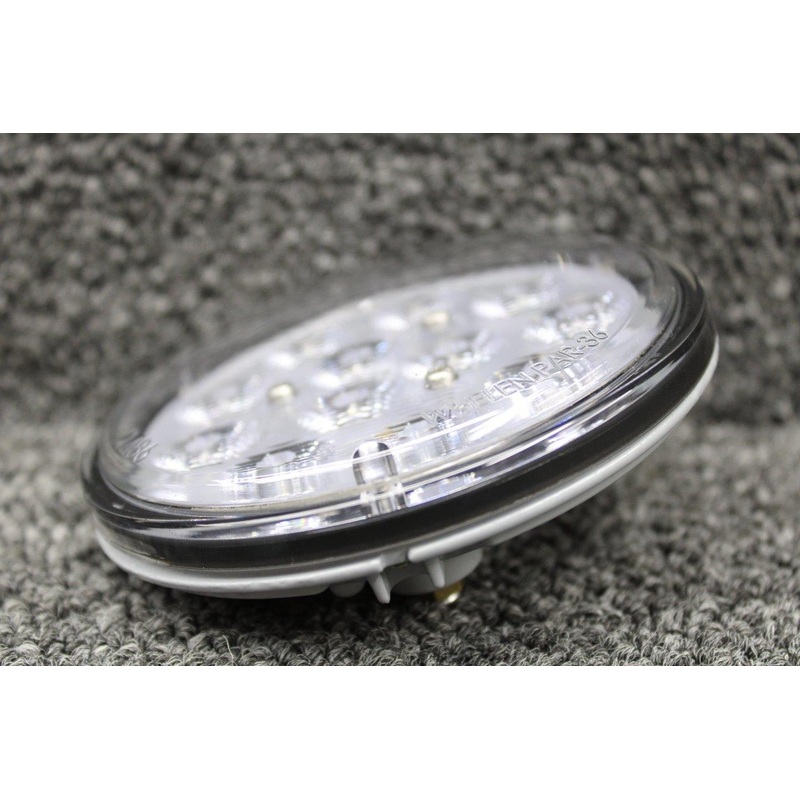01-0771833-25 Whelen FlyWat P36P2T LED Taxi Light (Volts: 28)