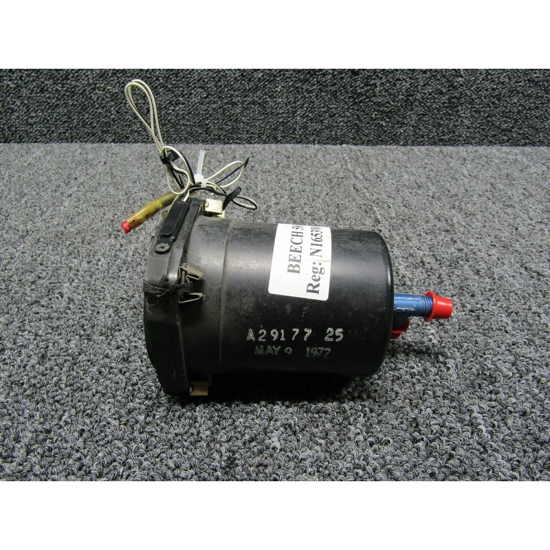 7040-B4L (Alt: 58-380018-1) United Instruments Vertical Speed Indicator