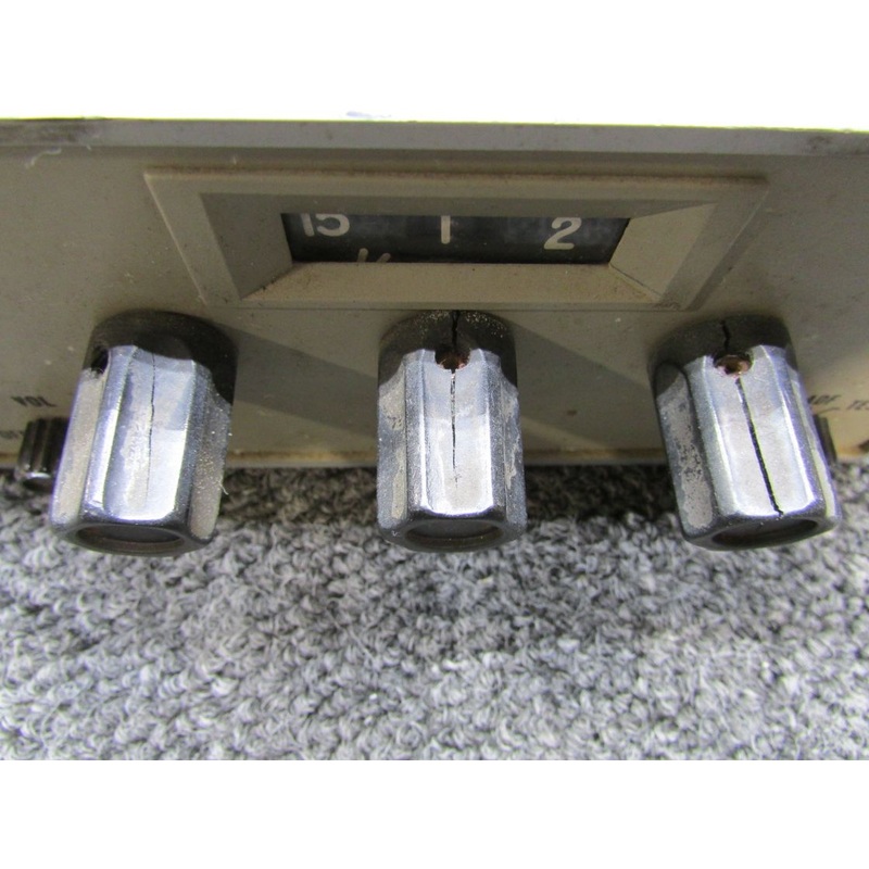 41240-0101 ARC R-546E ADF Receiver with Mods, Tray, Tan (Cracked Knob, Core)