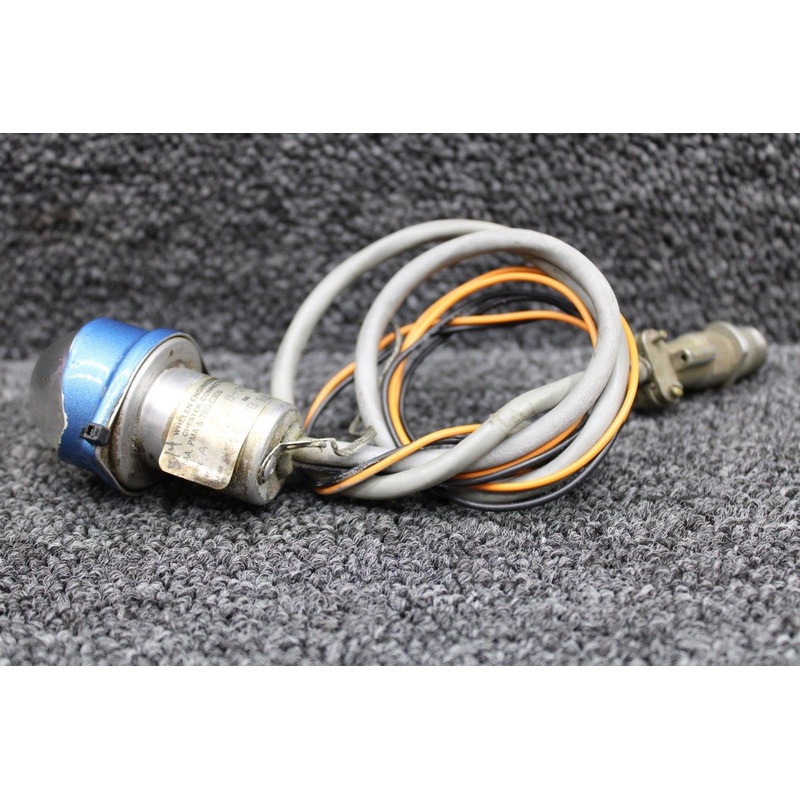 A500A-B-28 Whelen Strobe Light Assembly with Lens and Retainer (Volts: 28)