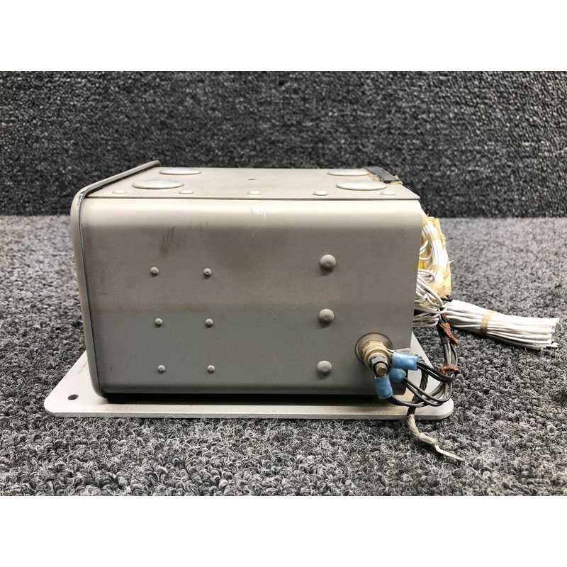 101-340330, 100-340564-3 Beechcraft 58 Switching Box Assembly (Volts: 28)