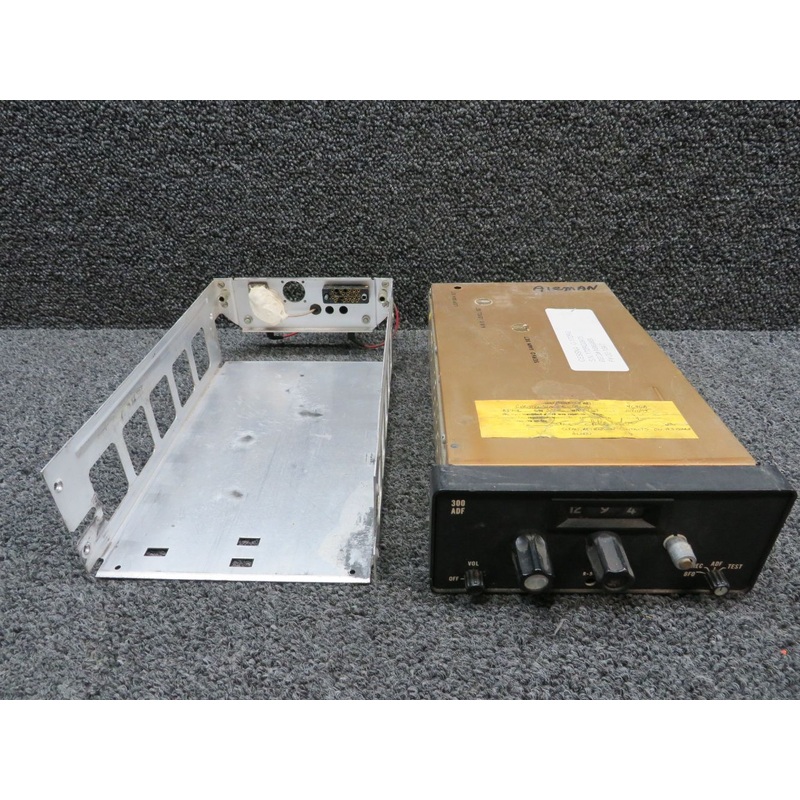 41240-0001 ARC R-546E ADF Receiver w Tray and Mods (Missing Knob, Core)