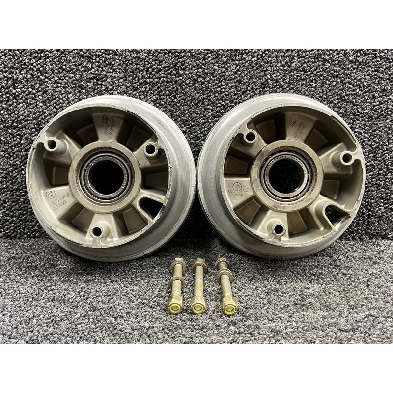 D-30500 (Use: 40-77) McCauley Nose Wheel Assembly (5.00X5)