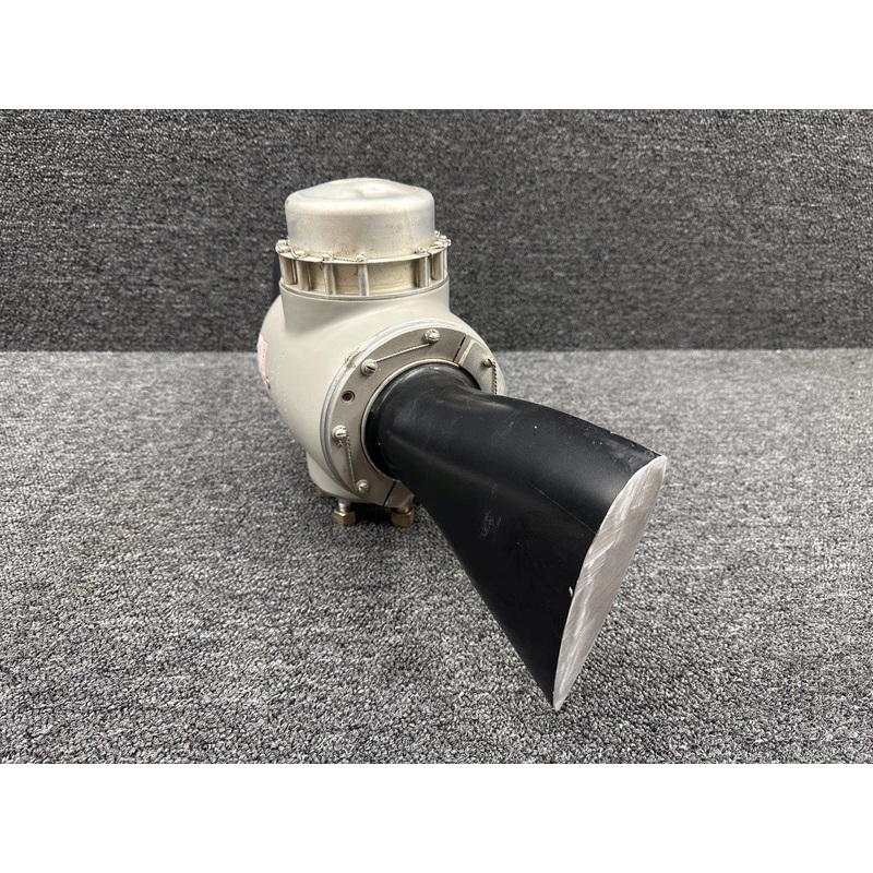 D2A34C58-NO, 90AT-975 McCauley 2 Blade Propeller Hub w Logs (Prop Struck, Core)