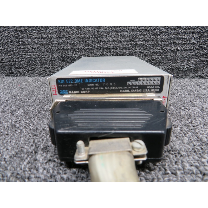 066-1069-00 Bendix King KDI-572 DME Indicator (Volts: 28)