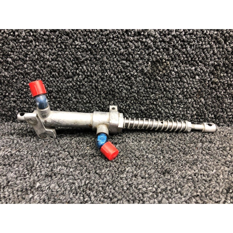 455-929 (MPN: 10-5) Cleveland Master Brake Cylinder Assembly