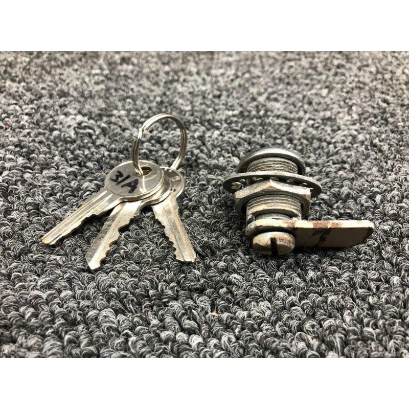 F6605-DX2 Beechcraft A35 Baggage Door Lock W/ Key