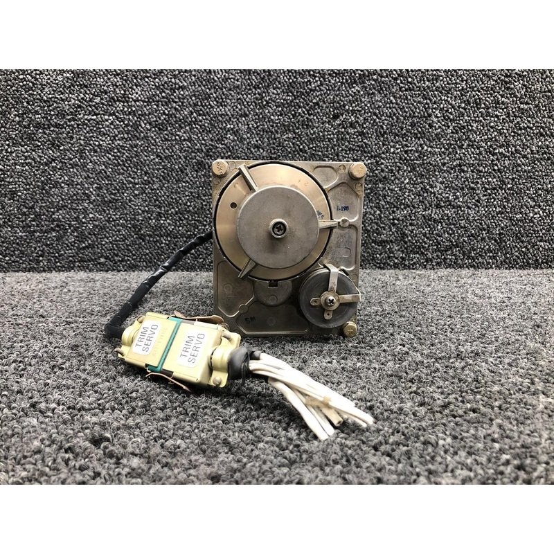 065-0029-05 King Radio KS-272 Trim Servo W/ Mount (14V, 5A)