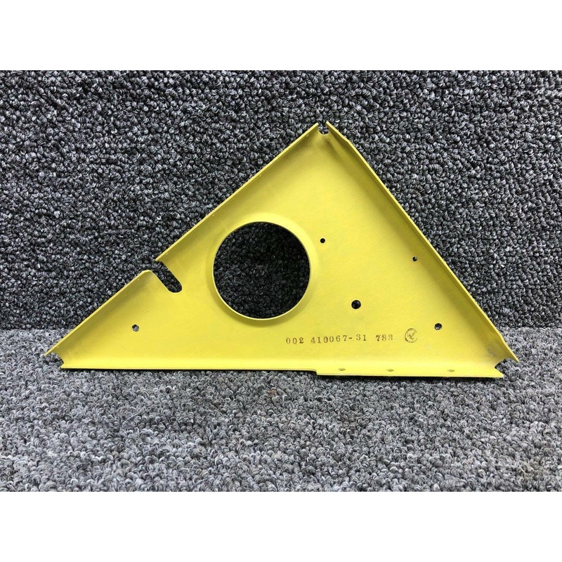 002-410067-31 Beechcraft 58 Firewall Bracket (NEW OLD STOCK)