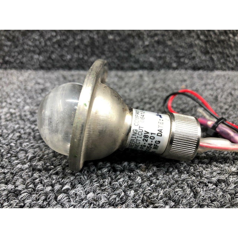01-0770054-01 Whelen A650-PG-28V Wing Tip Light RH (Volts: 28) (Core)