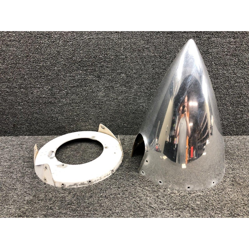 C-3532-10 / C-2249-2 Beechcraft C24R Two Blade Spinner W/ Aft Bulkhead