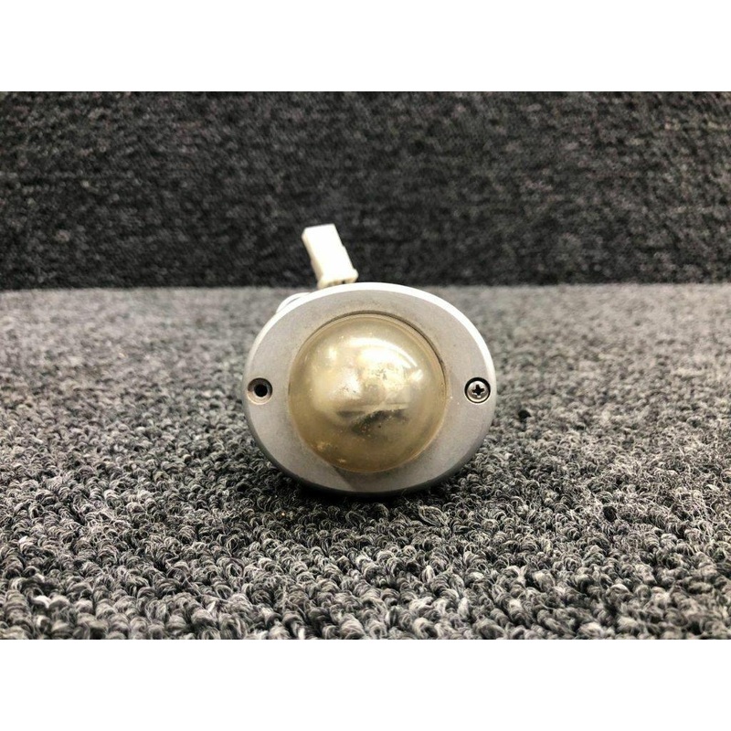 01-771050-00 (M/N: 7105000) Cessna 172S Whelen Ground Recognition Light (28V)