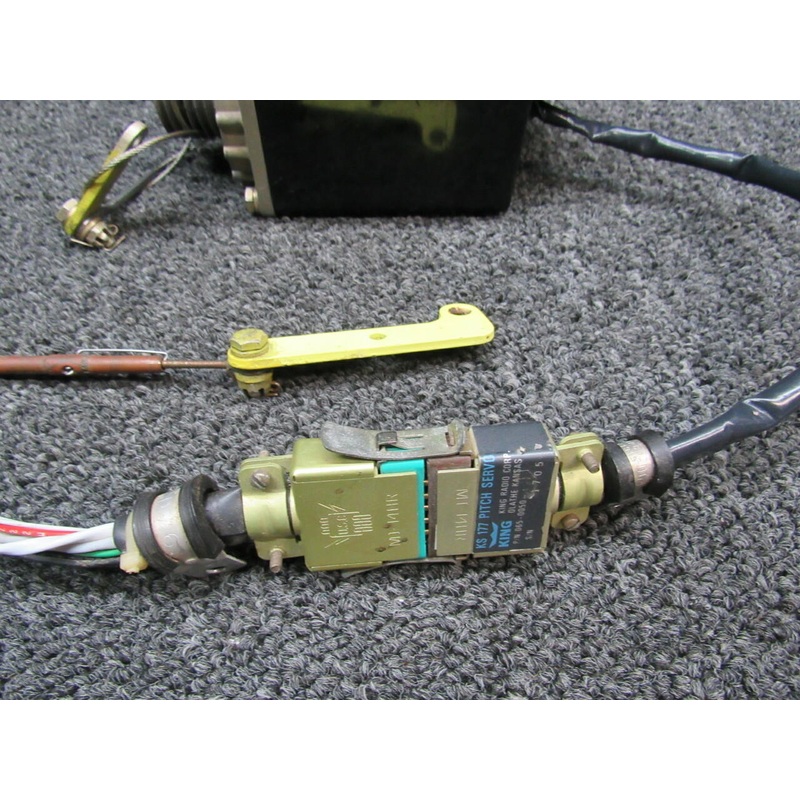 065-0050-04 King Radio KS-177 Pitch Servo (Volts: 14/28) (CORE)