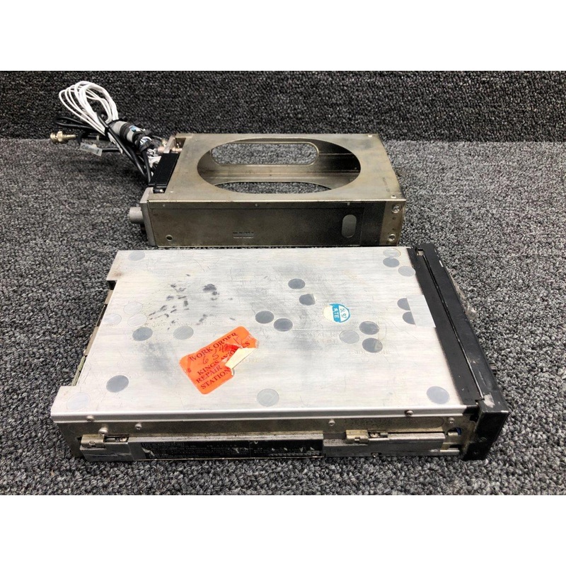 069-1024-00 Bendix King KX-155 VHF Nav-Com w Tray (Volts: 14)
