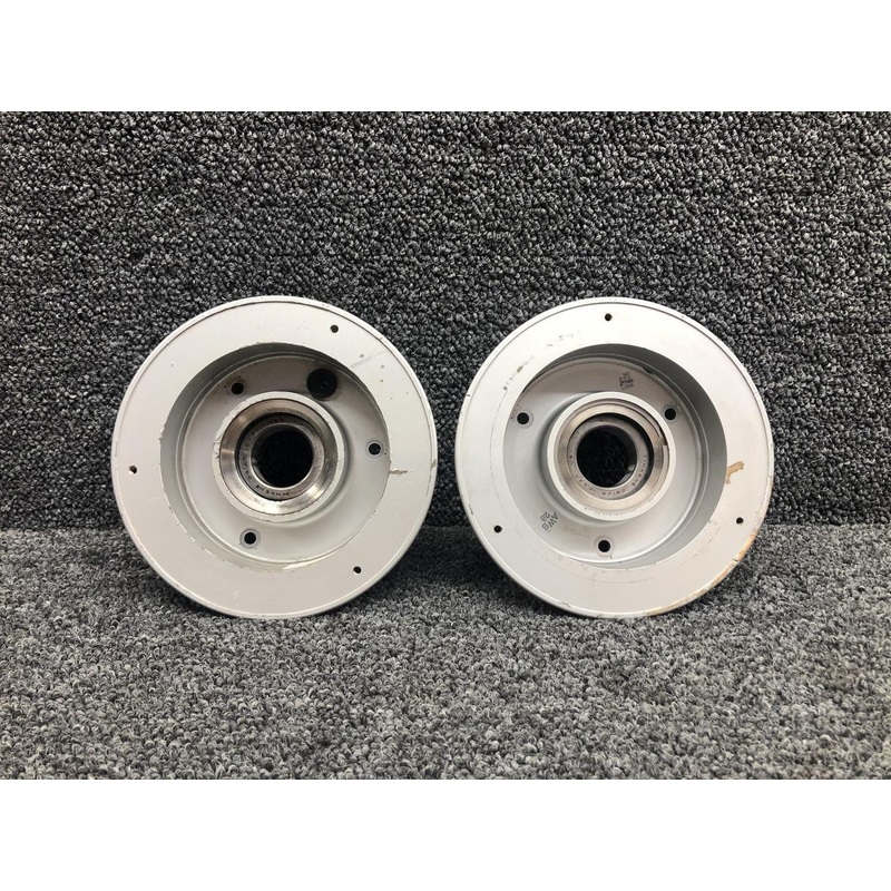 40-87D Beech F33A Cleveland Nose Gear Wheel Assembly 5.00×5