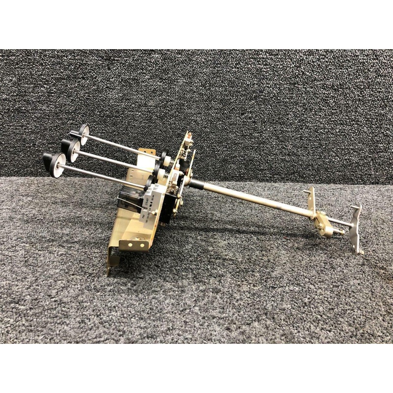 20730-005 / 16118-003 Cirrus SR22 Cabin Air Control Panel Assembly W/ Supports