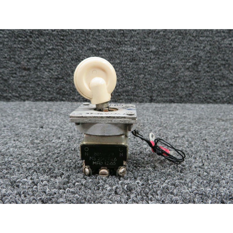 MS25127-L6 Beechcraft V35 Landing Gear Safety Switch W/ Lights (Volts: 14)