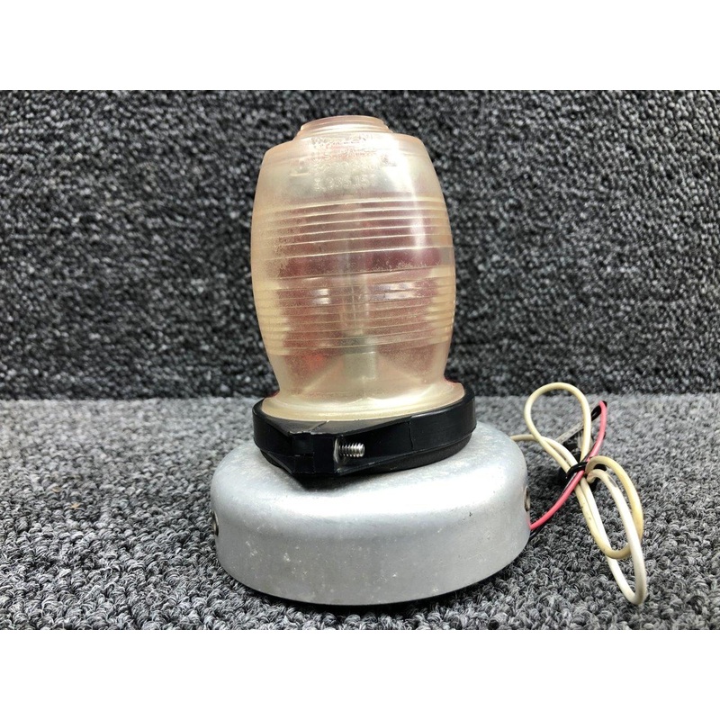 01-077509-02 Whelen 7050902 Strobe Beacon Light W// Mount (Volts: 14)
