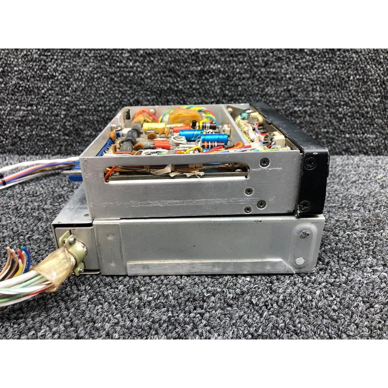 066-1024-08 King Radio KMA-20 Marker Beacon Receiver & Isolation Amp W/ Tray