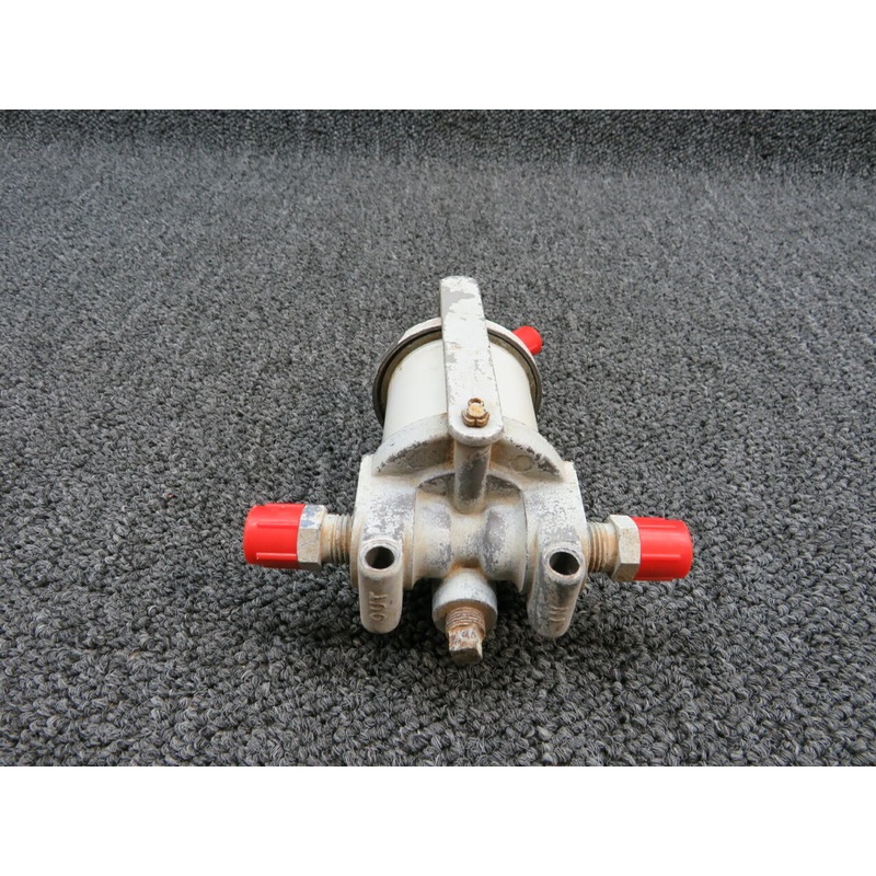 G199-25 Beechcraft 95-B55 Garwin Fuel Strainer Assembly