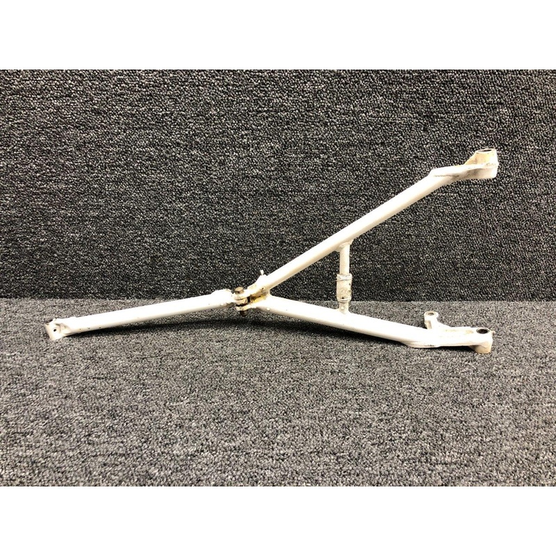 002-820018-3 / 002-820017-1 Beech 95-B55 Nose Gear Retract Brace Assy W/ Leg