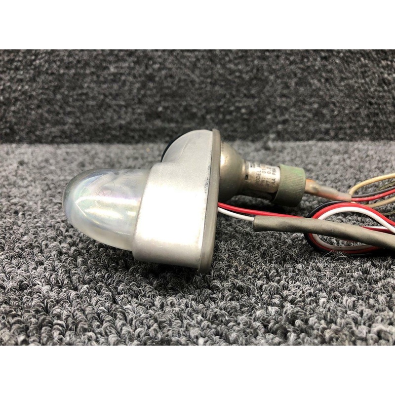 01-0770004-04 Whelen A429-PG-D-14V Strobe Light Assembly RH with Lens (14V)