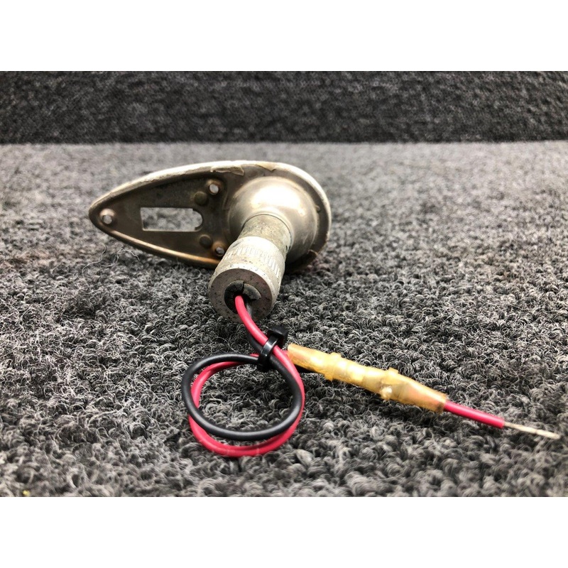 01-0770054-02 / W1284R Piper PA34-200T Whelen Nav. Light W/ Lens (RED) (14V)