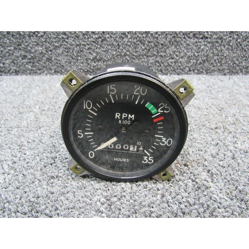 C668020-0104 Stewart Warner / Cessna Recording Tachometer Gauge (NOS) (SA)