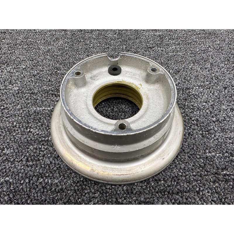 162-02800 Cleveland 5.00-5 Nose Gear Wheel Outer Half