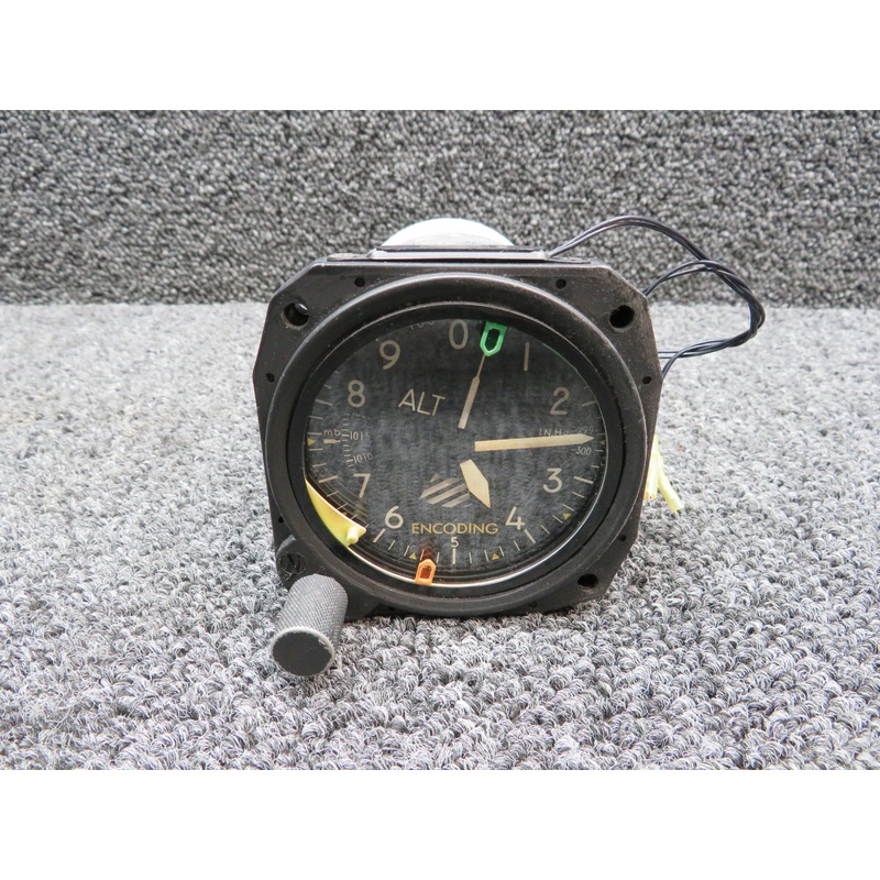 5035P-P46 United Instruments Encoding Altimeter Indicator, Lighted (14/28V)
