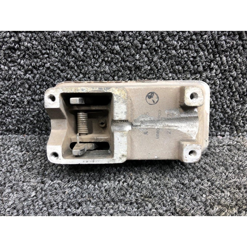 40142-9 / H71A3P Rockwell 112A Exterior Cabin Door Handle LH W/ Lock & Key