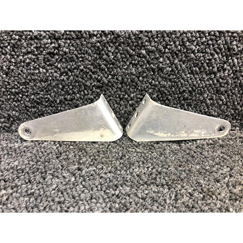 46147-1 / 46147-2 Rockwell 112A Center Nose Gear Door Bracket Set LH / RH